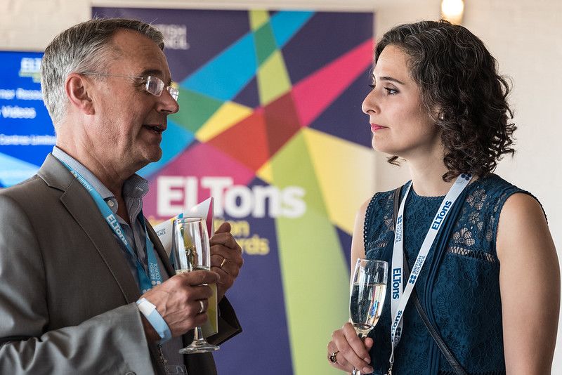 Two ELTons attendees talking.